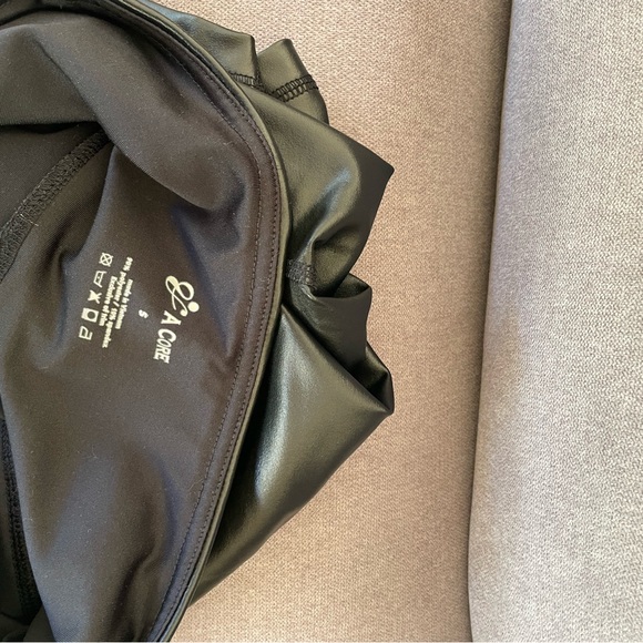 Letter biker shorts - Picture 4 of 4